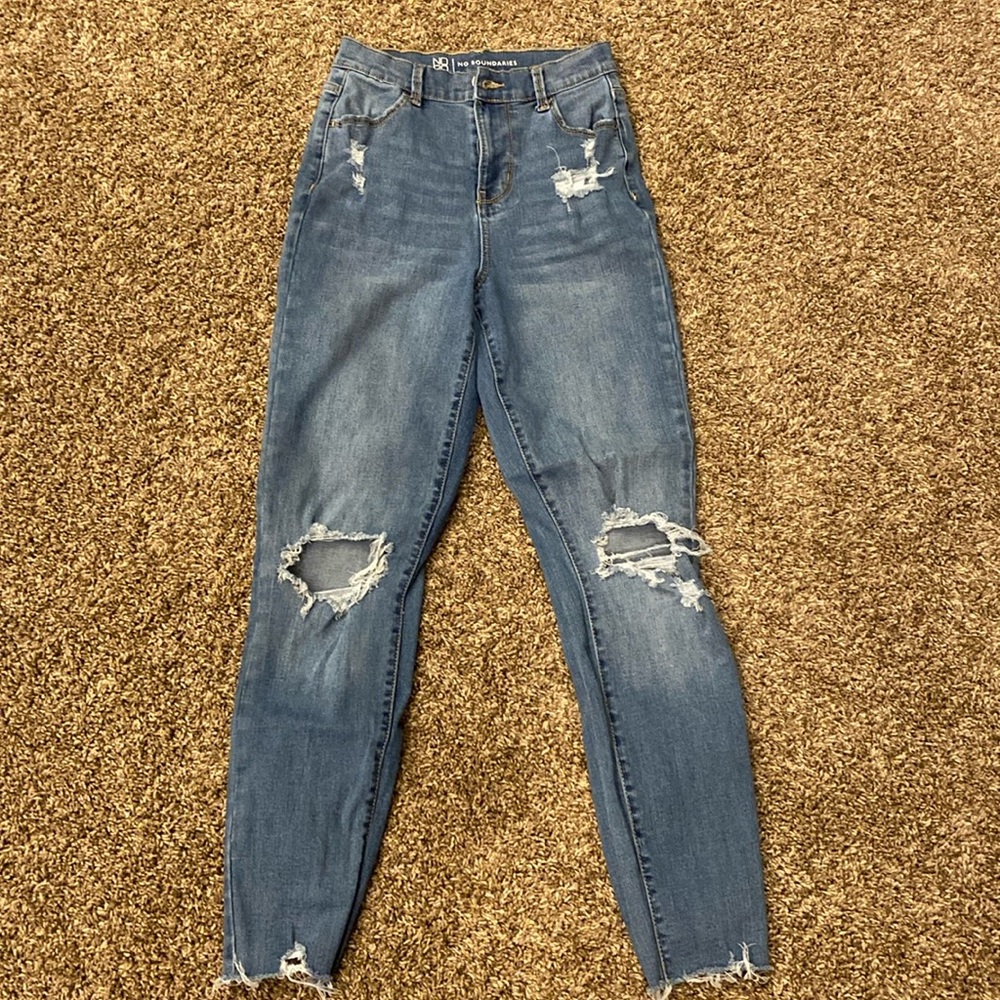 No boundaries jeans